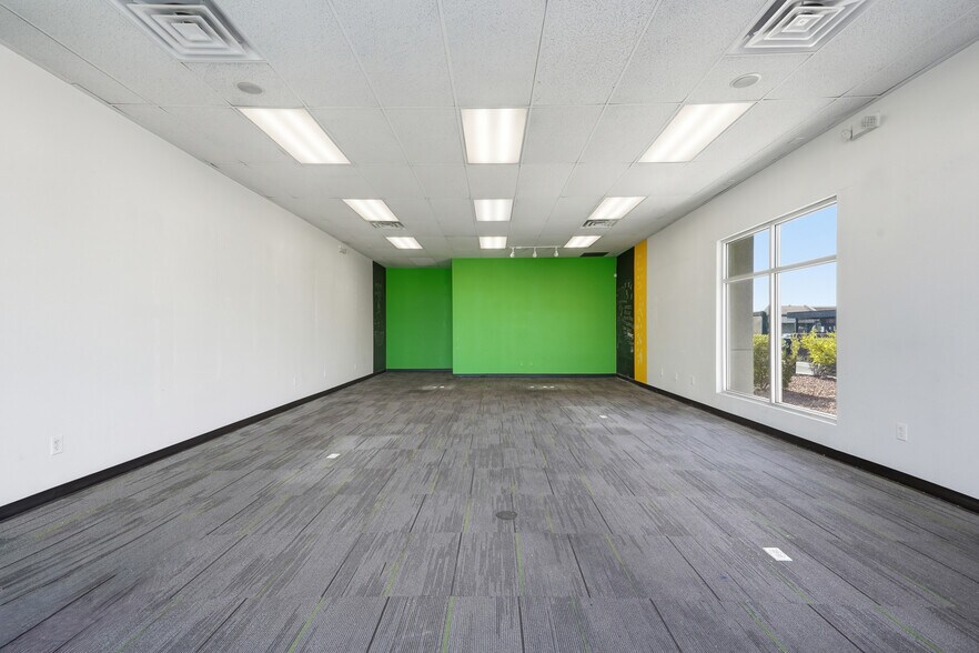 More Photos Of 4820 S Eastern Ave, Las Vegas Fast Food For Lease
