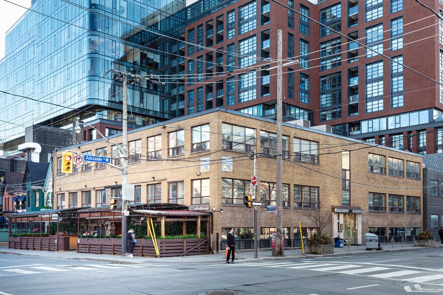 More Photos Of 487 Adelaide St W, Toronto Loft Creative Space For Lease