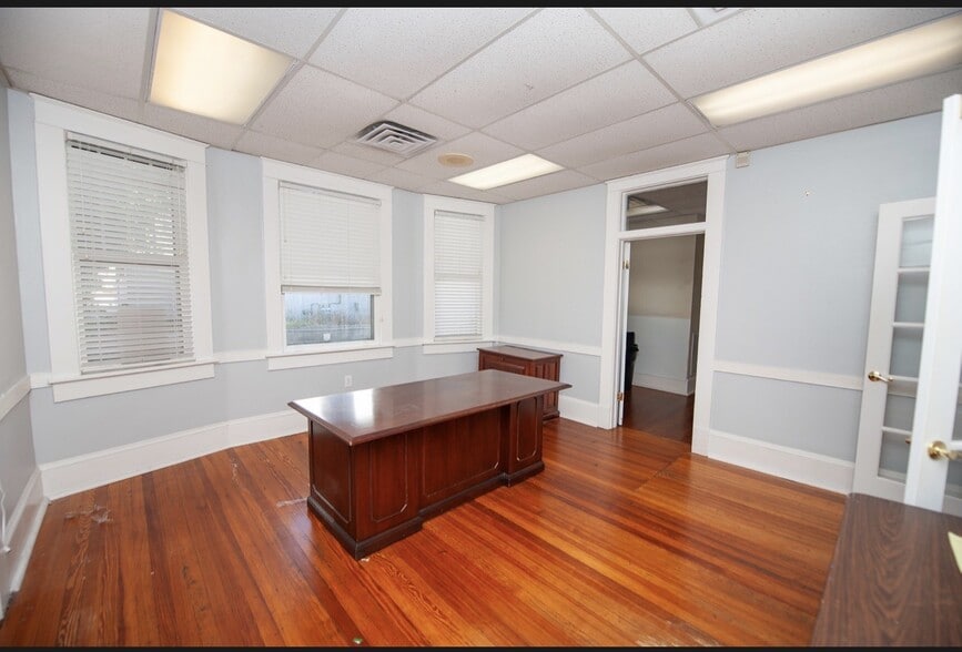 More Photos Of 189 S Converse St, Spartanburg Office For Sale