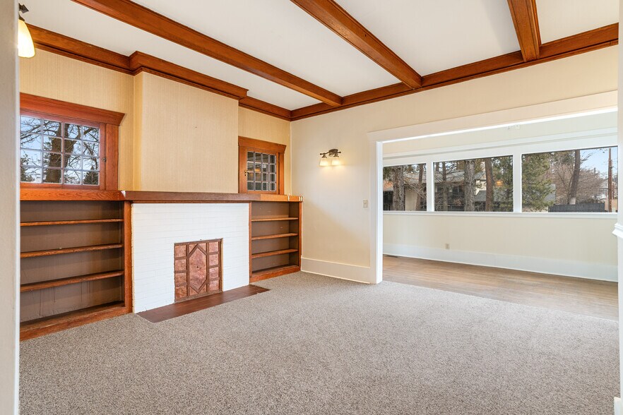 More Photos Of 2814 S Grand Blvd, Spokane Office For Lease