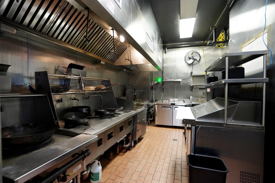 More Photos Of 301 Spring Garden St, Philadelphia Apartments For Lease