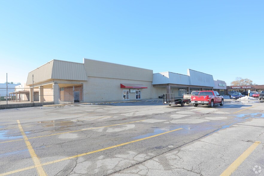 More Photos Of 3801-3995 Nameoki Rd, Granite City Storefront For Sale