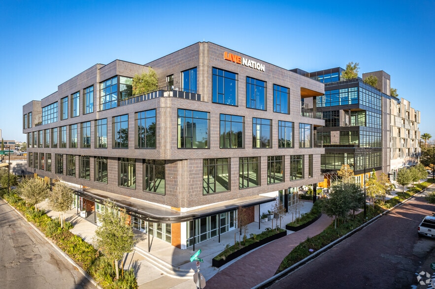 More Photos Of 888 Westheimer Rd, Houston Office For Lease