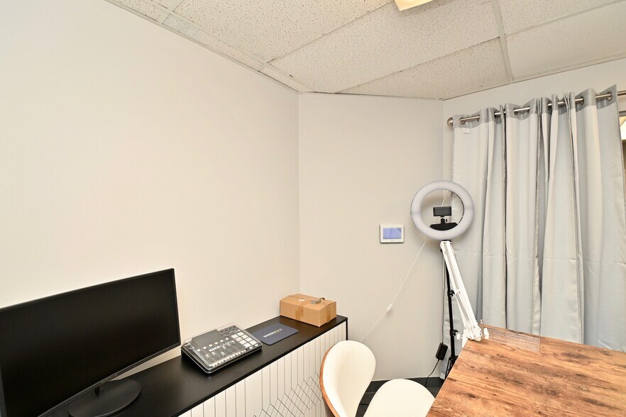 More Photos Of 10903 Indian Head Hwy, Fort Washington Office For Lease