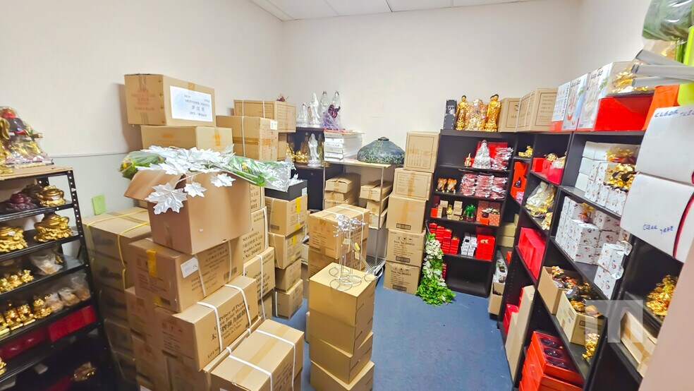 More Photos Of 41 NW 167th St, North Miami Beach Freestanding For Lease