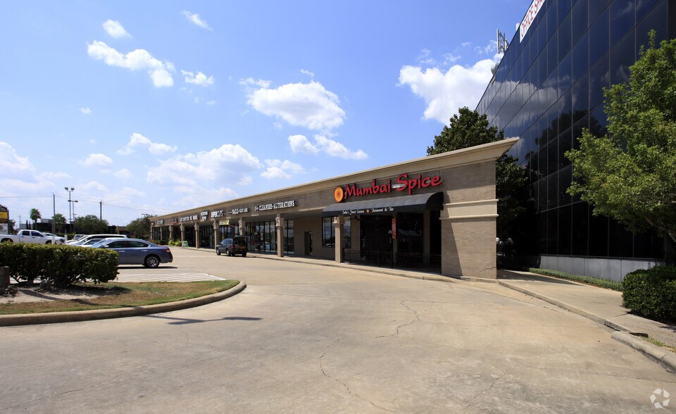 More Photos Of 12102-12120 Westheimer Rd, Houston Unknown For Lease