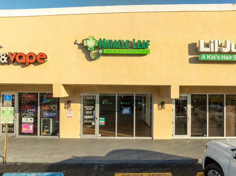 More Photos Of 13981 S Dixie Hwy, Miami Unknown For Lease