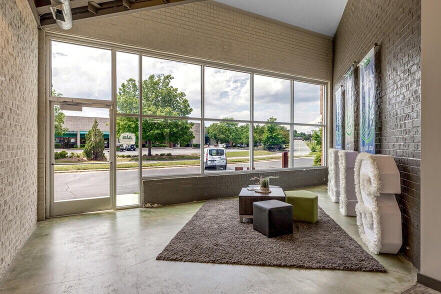 More Photos Of 115 Pomona Dr, Greensboro Office Residential For Lease