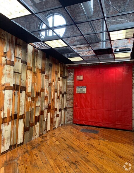 More Photos Of 1401 Severn St, Baltimore Office For Lease