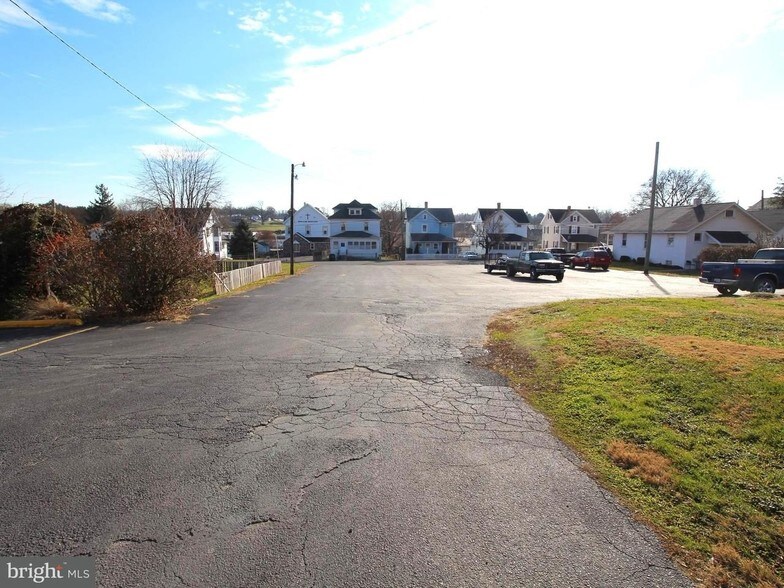 1470 W Baltimore Pike, Toughkenamon, PA 19374 Retail For Lease