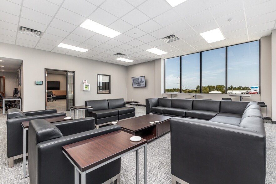 More Photos Of 3681 Prism Ln, Kieler Office For Sale