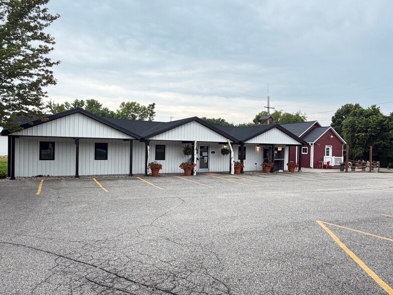Primary Photo Of 410 MN-60 Hwy, Elysian Storefront For Sale