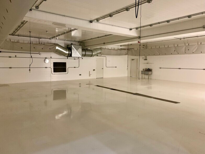 More Photos Of 702 N Cedar St, Kalkaska Freestanding For Sale