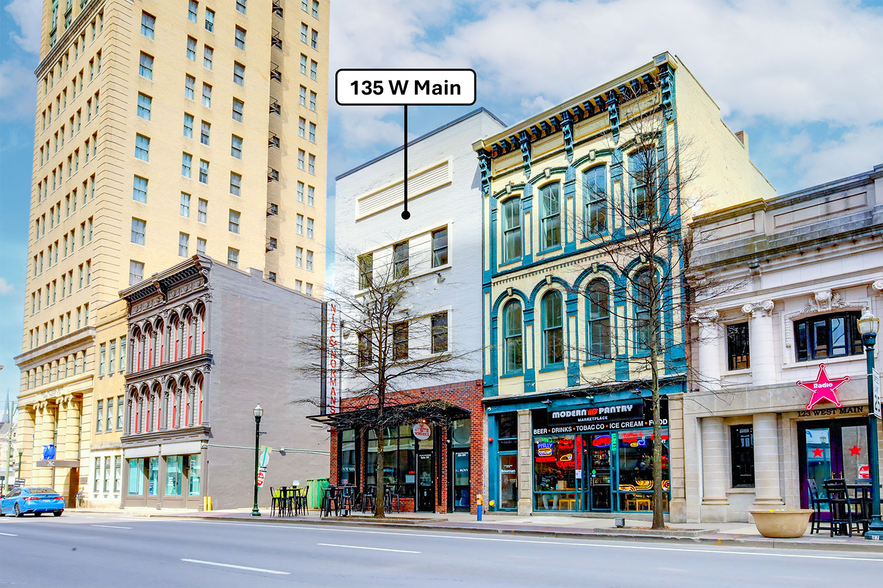 Primary Photo Of 135 W Main St, Lexington Restaurant For Sale