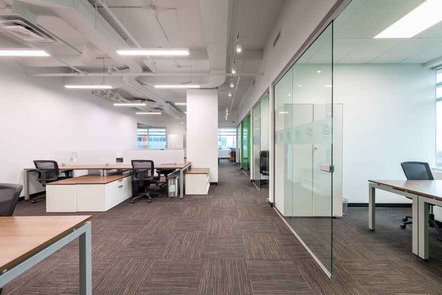 More Photos Of 8400 West Rd, Richmond Office For Sale