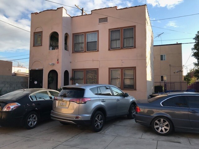 More Photos Of 3014 W 12th St, Los Angeles Multifamily For Sale