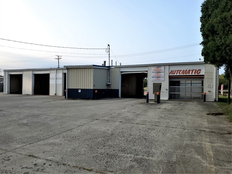 More Photos Of 839 Harding Way, Galion Carwash For Sale