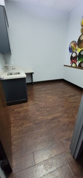 More Photos Of 2701 Little Elm Pkwy, Little Elm General Retail For Lease