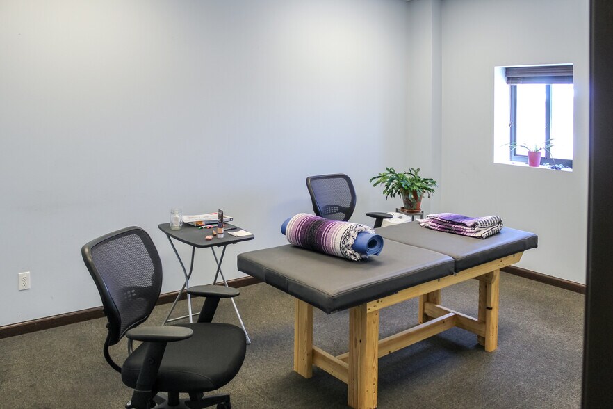 More Photos Of 1207 W 2nd St, Alliance Manufacturing For Sale