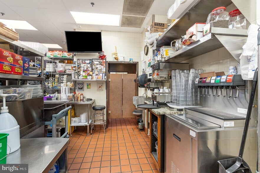 More Photos Of 132 W Main St, Westminster Restaurant For Sale