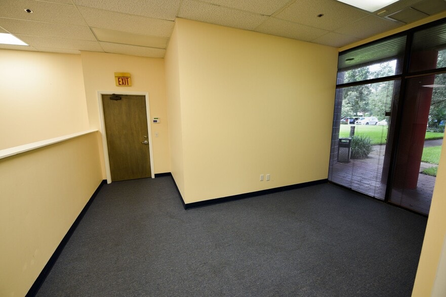 More Photos Of 1209 Tech Blvd, Tampa Loft Creative Space For Lease