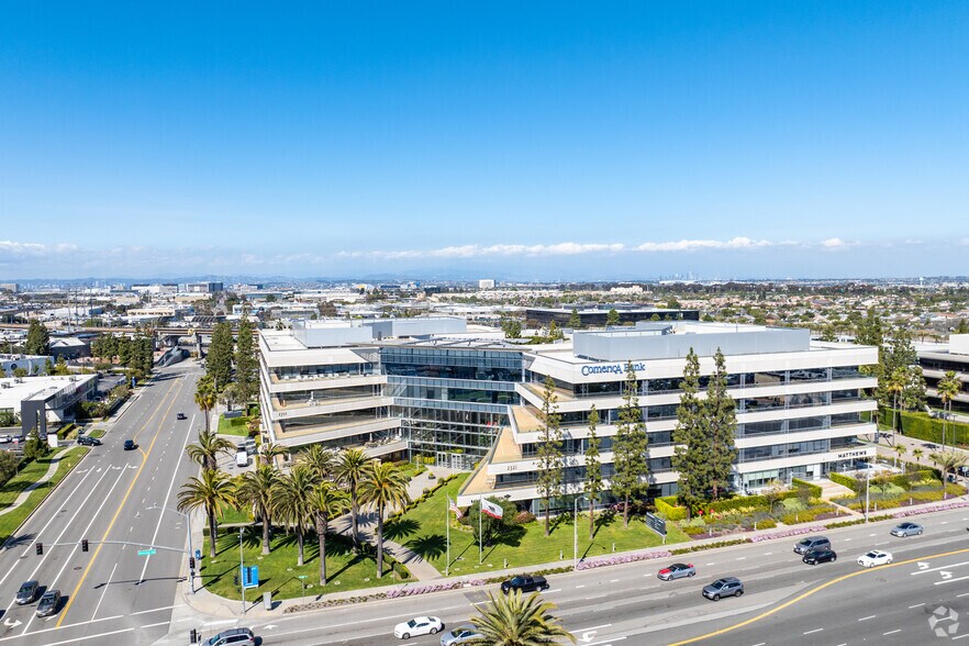 More Photos Of 2301-2321 Rosecrans Ave, El Segundo Office For Lease