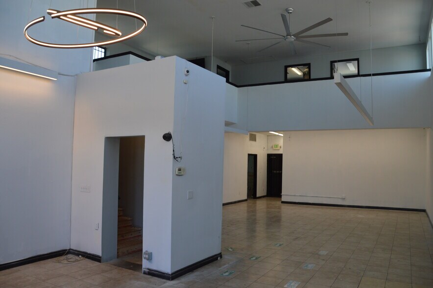 More Photos Of 3502 S 74th St, Tacoma Storefront Retail Office For Lease