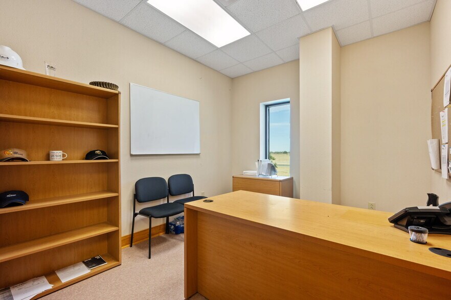 More Photos Of 40 Corgey Rd, Pleasanton Light Manufacturing For Lease