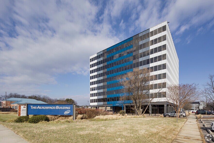 More Photos Of 10210 Greenbelt Rd, Lanham Office For Sale