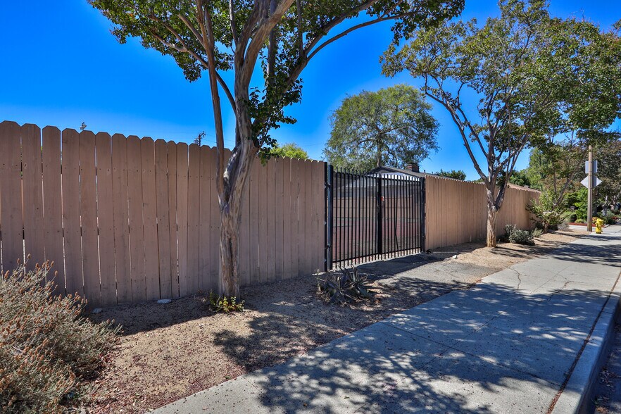 More Photos Of 540 Baughman Ave, Claremont Land For Sale