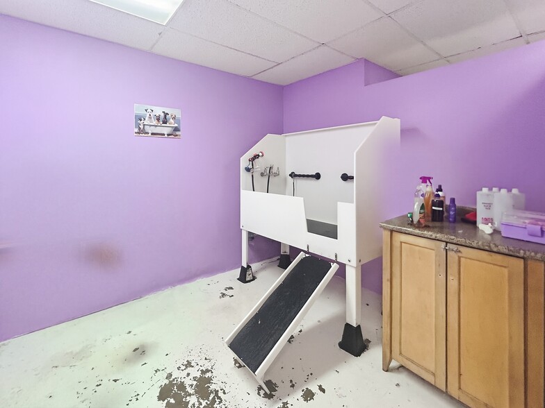 More Photos Of 53 Providence St, West Warwick Restaurant For Sale