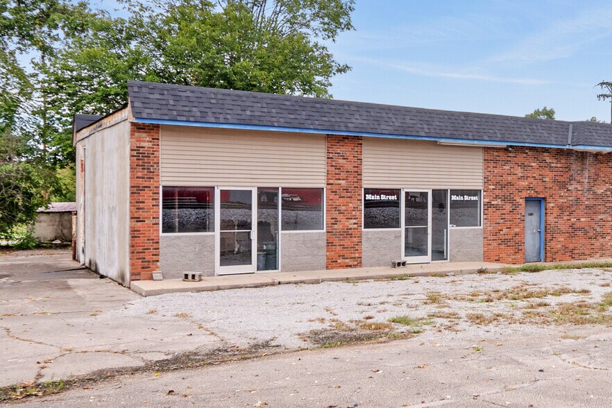 More Photos Of 331 Main St, Lebanon Junction Specialty For Sale