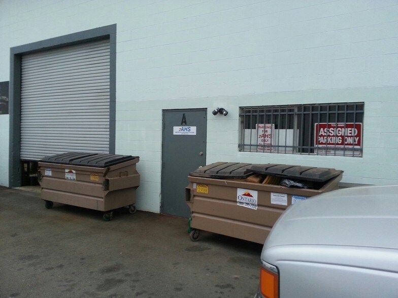 More Photos Of 1339-1341 W Brooks St, Ontario Warehouse For Lease