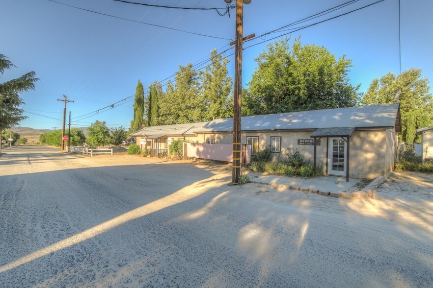 More Photos Of 56460 US Highway 371, Anza Office For Sale