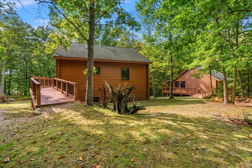 More Photos Of 3943 N Skookum Rd, Luther Hotel For Sale