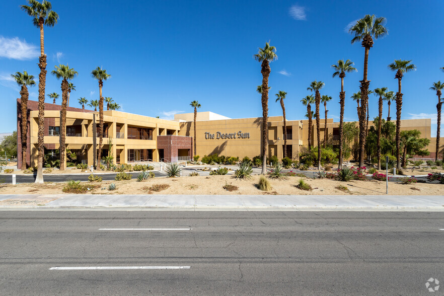 Primary Photo Of 750 N Gene Autry Trl, Palm Springs Showroom For Sale