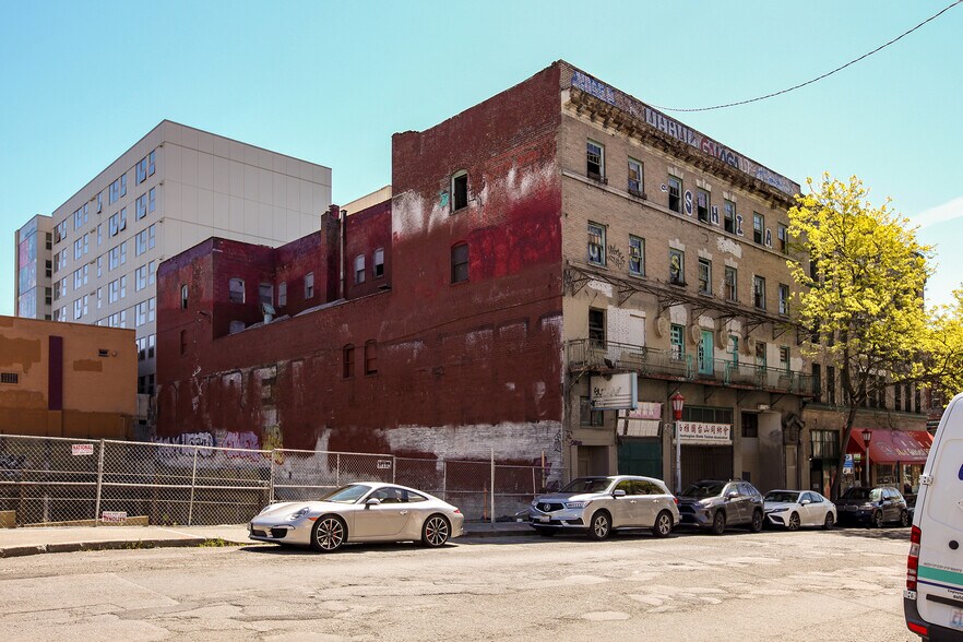 More Photos Of 412-416 7th Ave S, Seattle Hotel For Sale