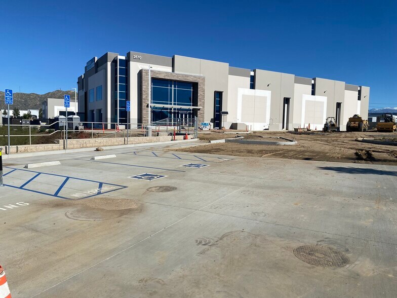 More Photos Of 2610 E Alessandro Blvd, Riverside Distribution For Lease