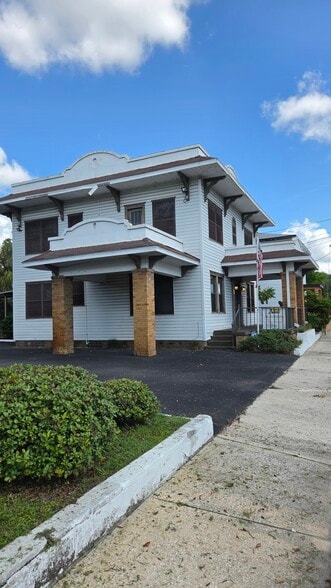 More Photos Of 204 N Macdill Ave, Tampa Office For Sale