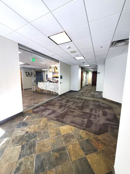 More Photos Of 523 Park Point Dr, Golden Office For Lease