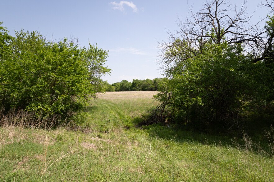 More Photos Of 214 20000 Rd, Cherryvale Land For Sale