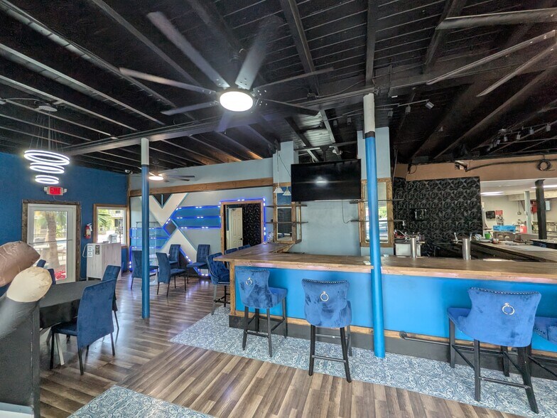 More Photos Of 99202 Overseas Hwy, Key Largo Hotel For Sale