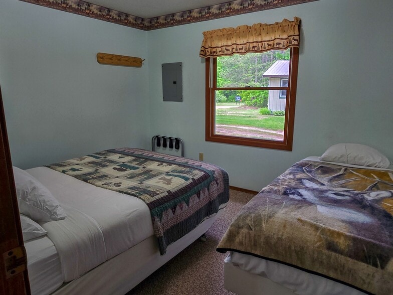 More Photos Of 16878 County Road 505, Newberry Hotel For Sale