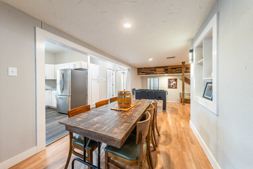 More Photos Of 2511 San Gabriel St, Austin Multifamily For Sale
