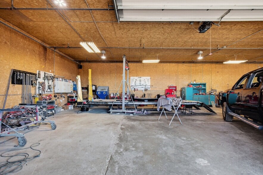 More Photos Of 601 S 10th St, Gunnison Warehouse For Sale
