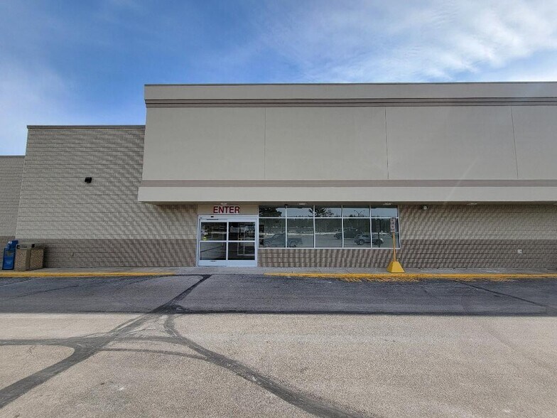 Primary Photo Of 1700 E Us 23, East Tawas General Retail For Lease