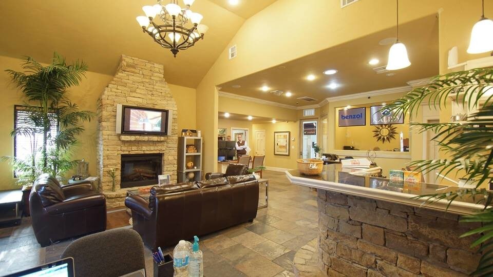 More Photos Of 14909 N Kelly Ave, Edmond Loft Creative Space For Lease