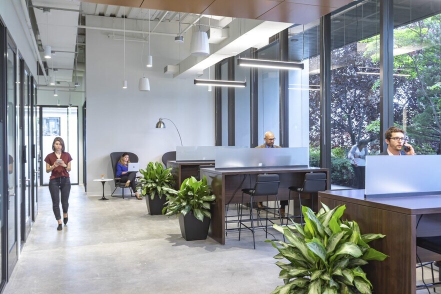 More Photos Of 75 Port City Lndg, Mount Pleasant Office For Lease