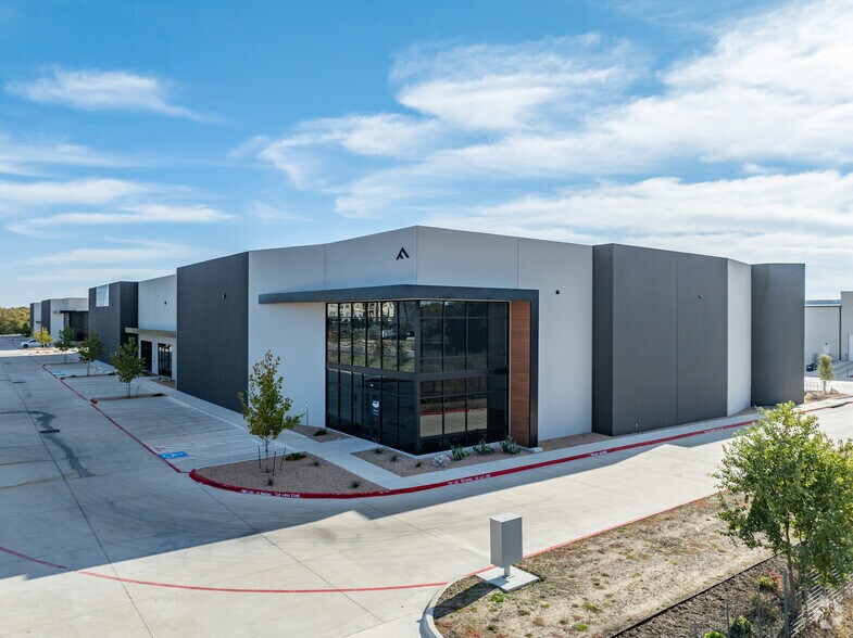 More Photos Of Hero Way West, Leander Unknown For Lease