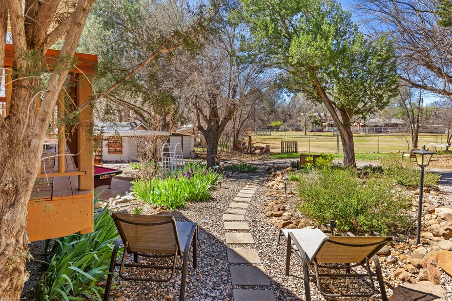 More Photos Of 10580 E Swinging Bridge Ln, Cornville Specialty For Sale